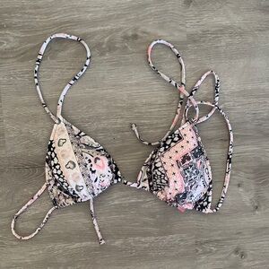 Victoria’s Secret bikini top